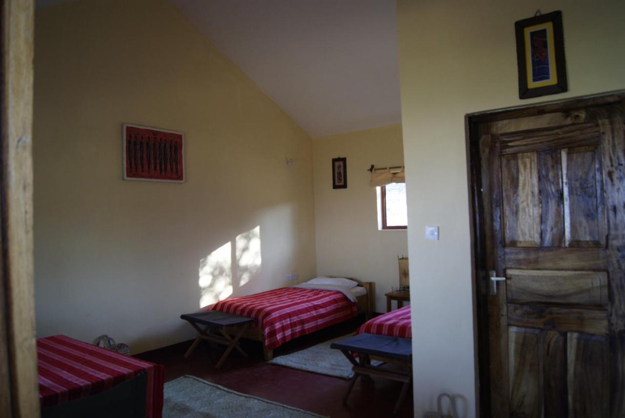 African Sunrise Lodge And Campsite Mto wa Mbu Buitenkant foto