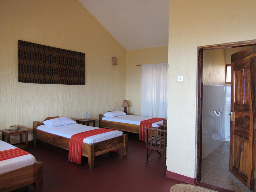 African Sunrise Lodge And Campsite Mto wa Mbu Buitenkant foto